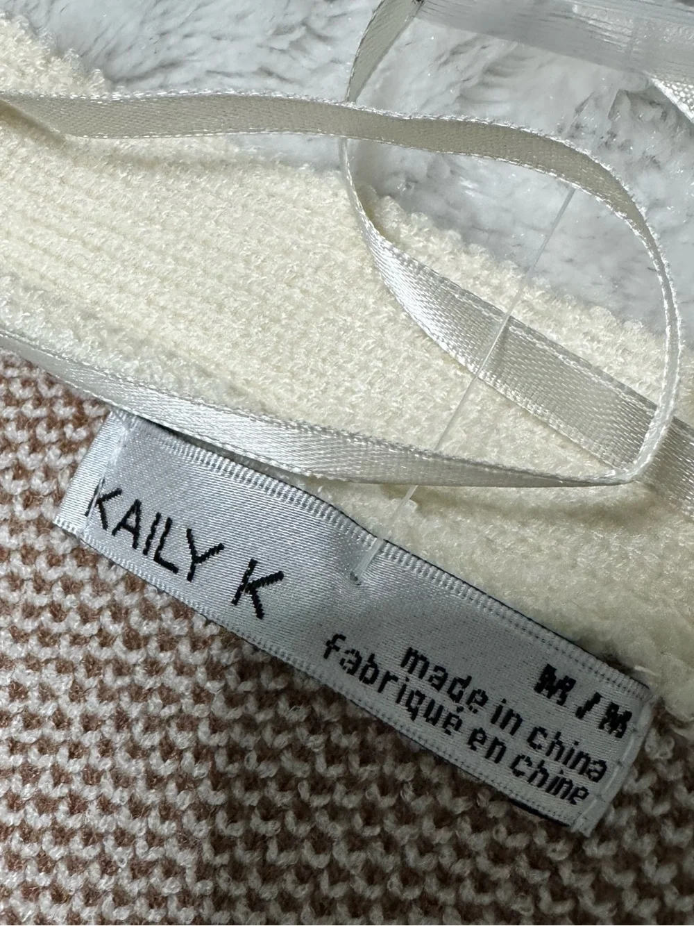 KAILY K Horseshoe Cream Button-Front V-Neck Cardigan Sweater